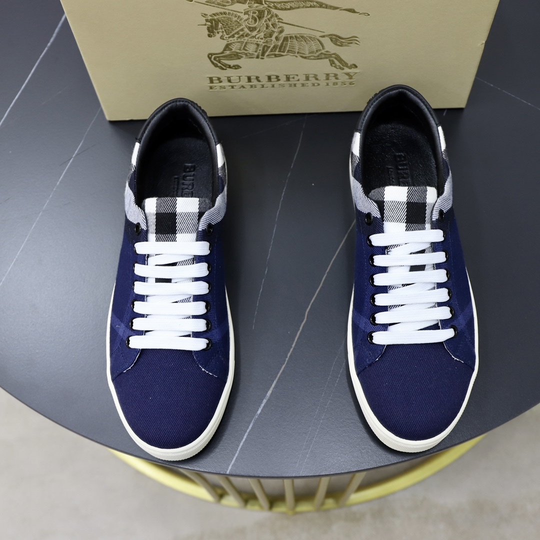 バーバリー［Burberry］ レザー×チェック テラス スニーカー