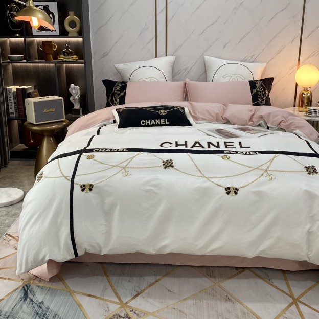 シャネル「Chanel」プレミアムコットン ゴールド＆シルバー刺繍 4点セット