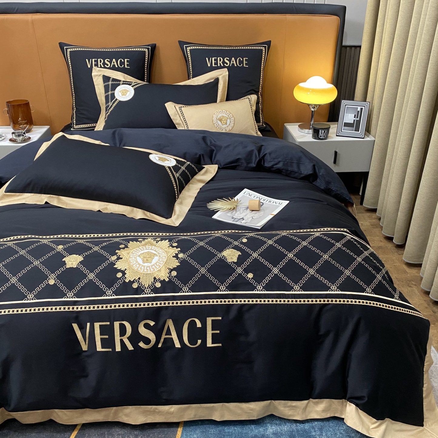 ヴェルサーチ「Versace」プレミアムコットン ゴールド＆シルバー刺繍 4点セット