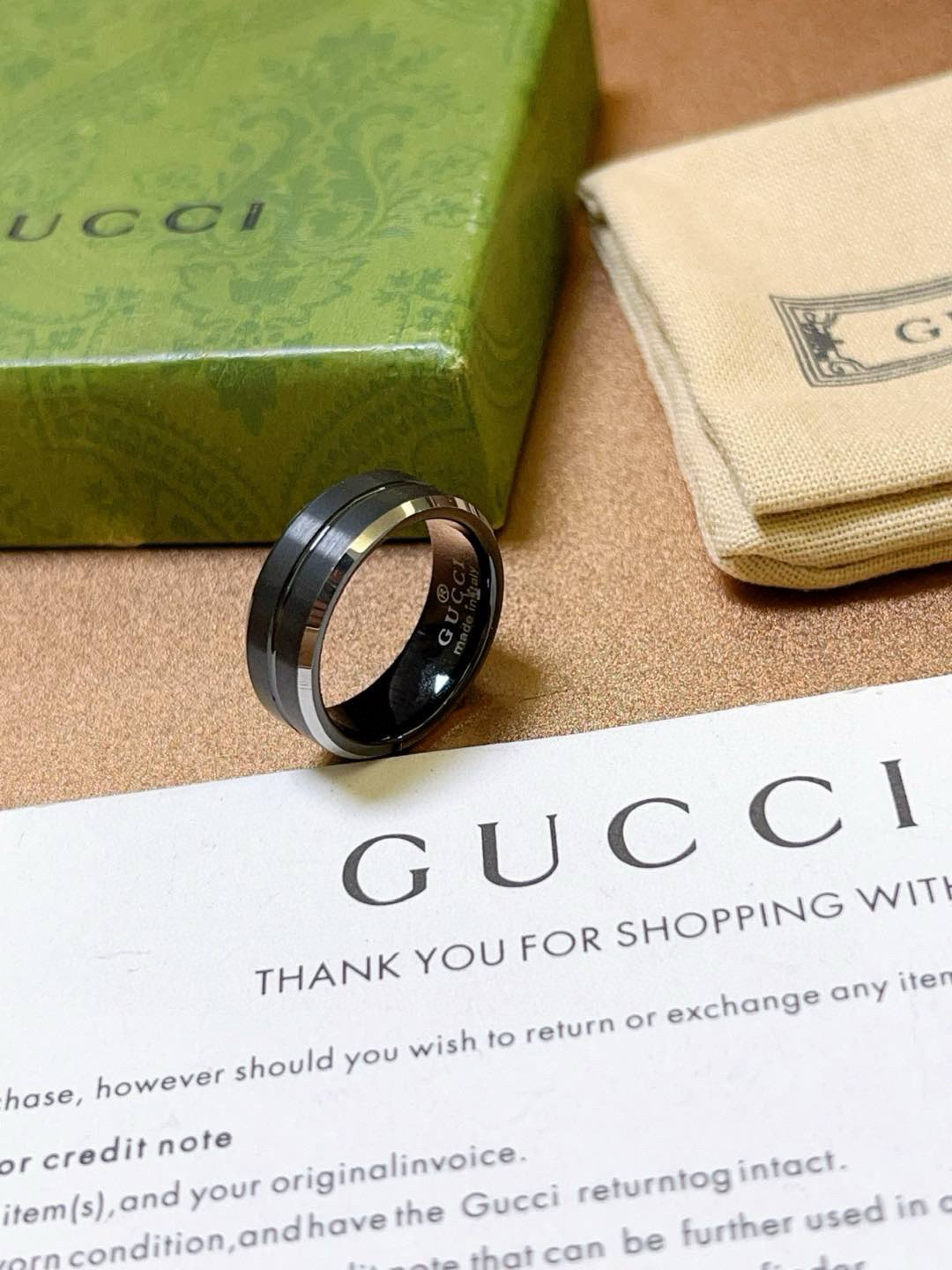 グッチ「Gucci」Anger Forest 双Gリングリング本