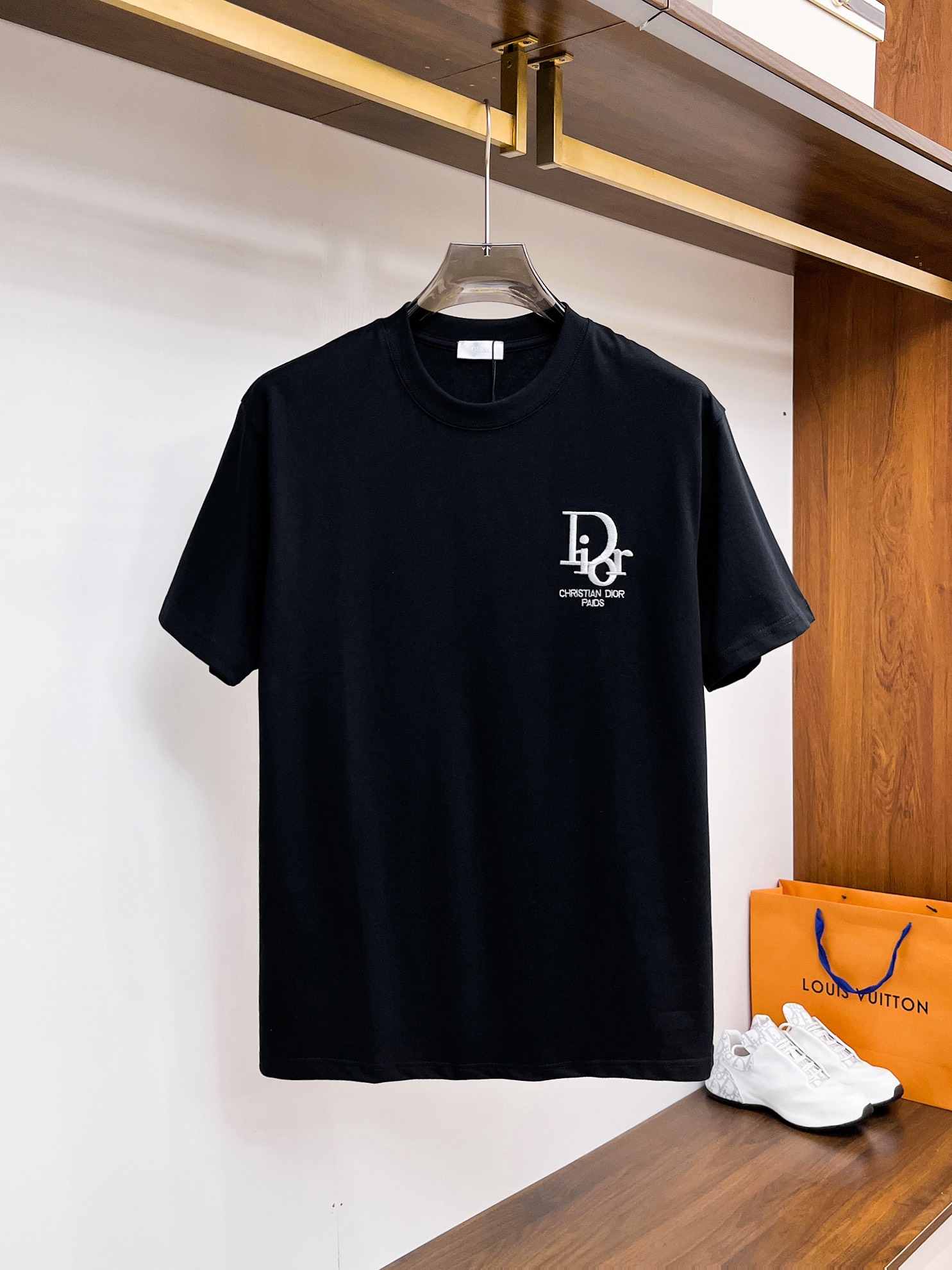 ディオール「Dior」25SS プレミアム エンブロイダリー ロゴTシャツ
