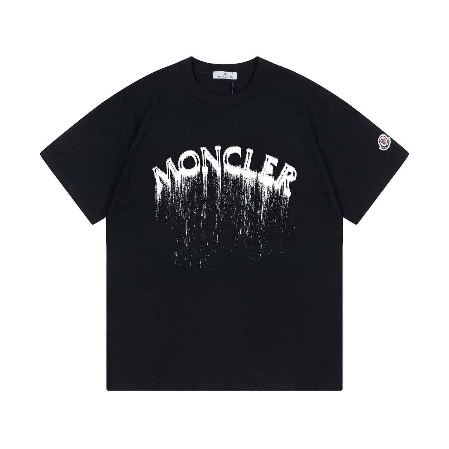 モンクレール モンクレール スプレーロゴ カスタムバッジ ユニセックスTシャツ ‌-ISETAN PRESTIGE CURATED