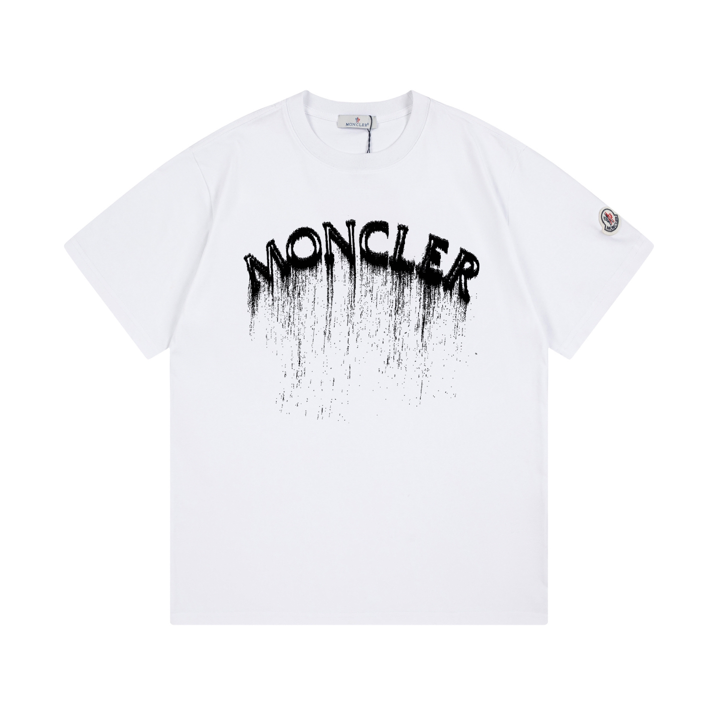 モンクレール モンクレール スプレーロゴ カスタムバッジ ユニセックスTシャツ ‌-ISETAN PRESTIGE CURATED