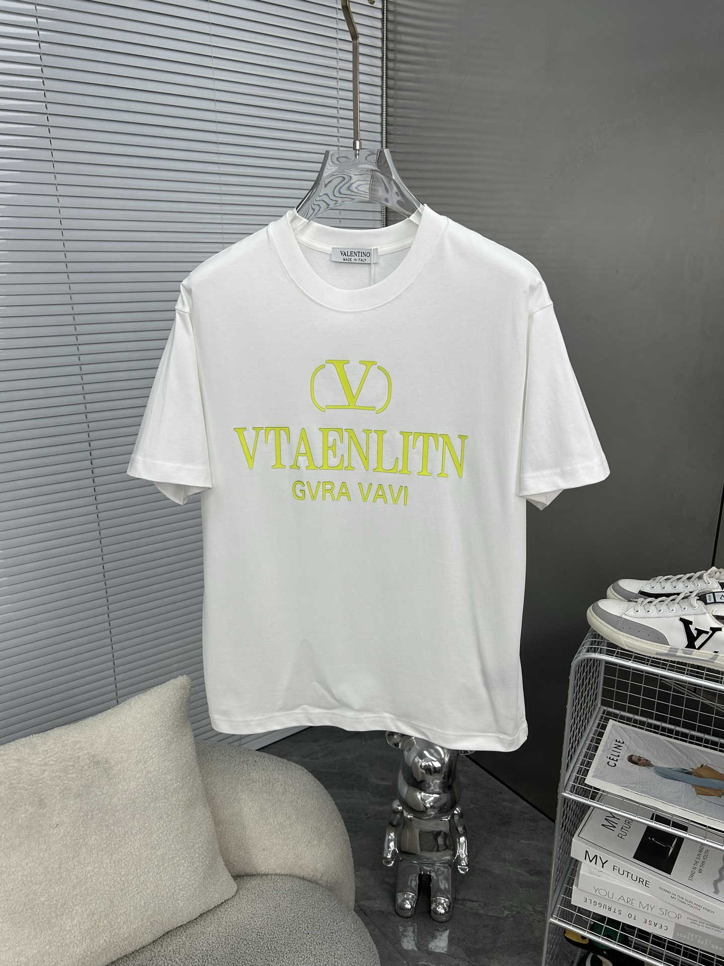 ヴァレンティノ「Valentino」2025SS 春夏 カップル用 半袖Tシャツ