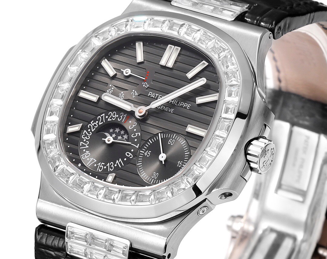 パテック フィリップ「Patek Philippe」「鋼王の王」ウォッチ 5712GR-衝撃的デビュー