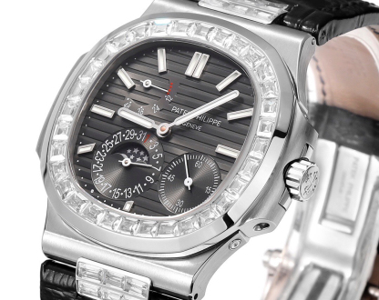 パテック フィリップ「Patek Philippe」「鋼王の王」ウォッチ 5712GR-衝撃的デビュー