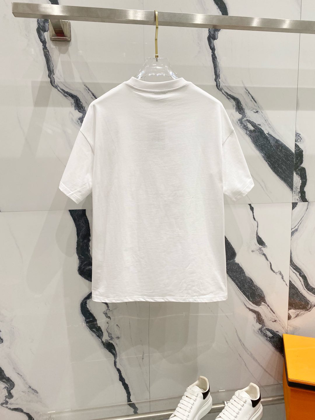 ヴァレンティノ「Valentino」クルーネック 半袖Tシャツ