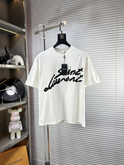 サンローラン「Saint Laurent」SS25 プレコレクション クルーネックTシャツ