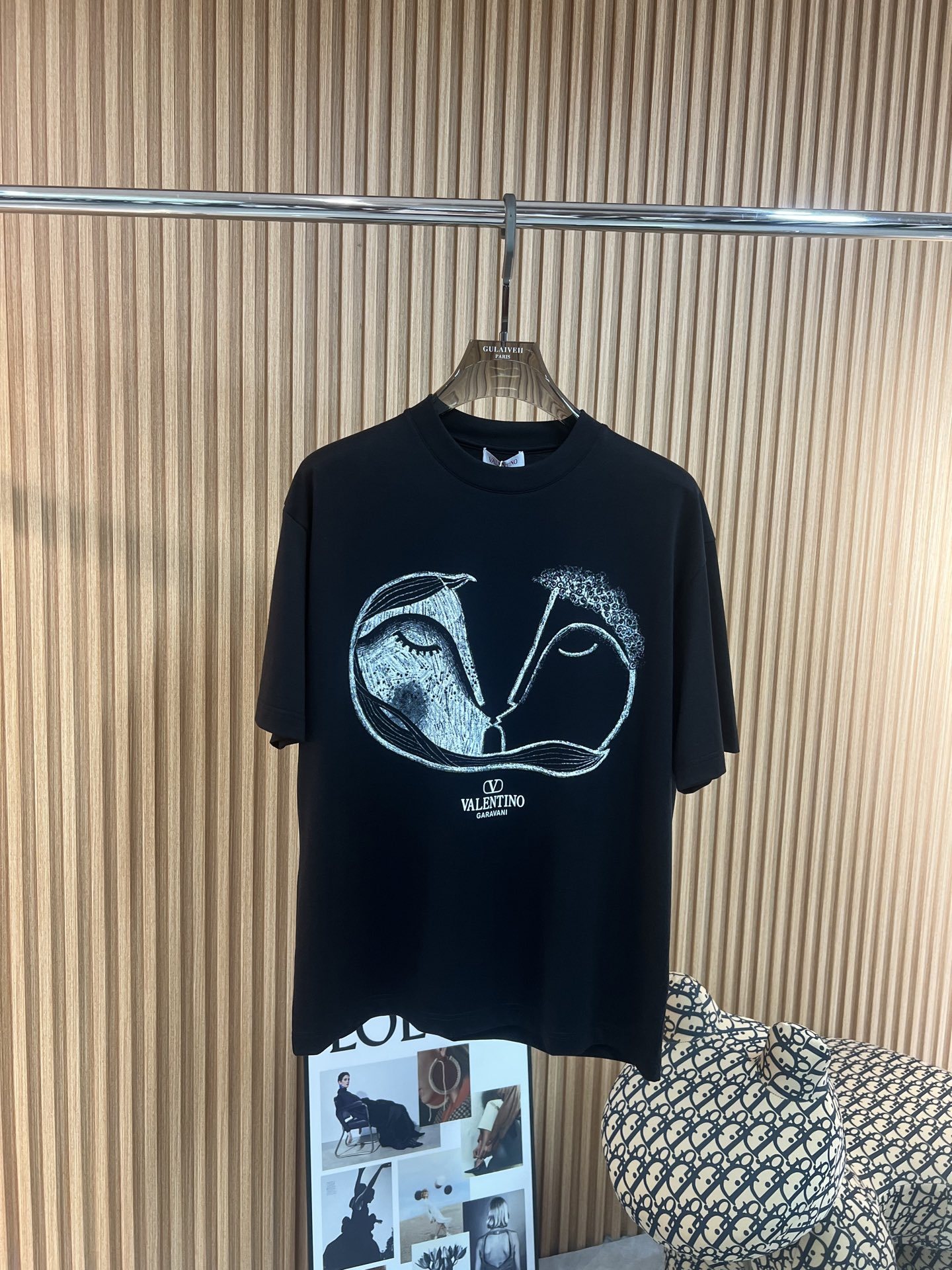 ヴァレンティノ「Valentino」 2025 春夏ニューコレクション クルーネック ショートスリーブTシャツ