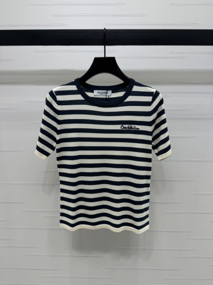 ヴァレンティノ「Valentino」2025 サマーコレクション ストライプ ラウンドネック ニットTシャツ
