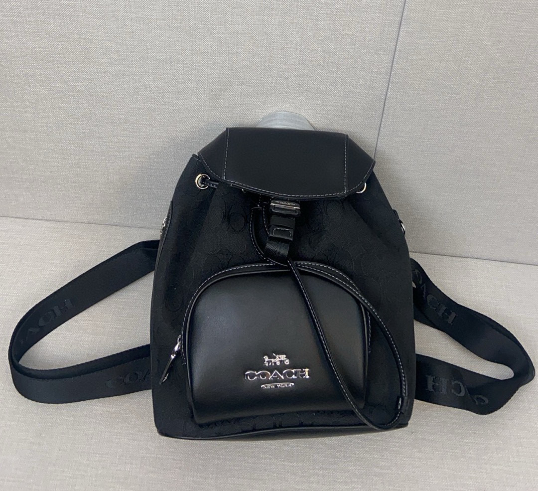 コーチ「Coach」ペース ラージ バックパック