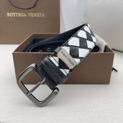 ボッテガ ヴェネタ「Bottega Veneta」クラシック プレステージ ピン バックル ベルト100CM