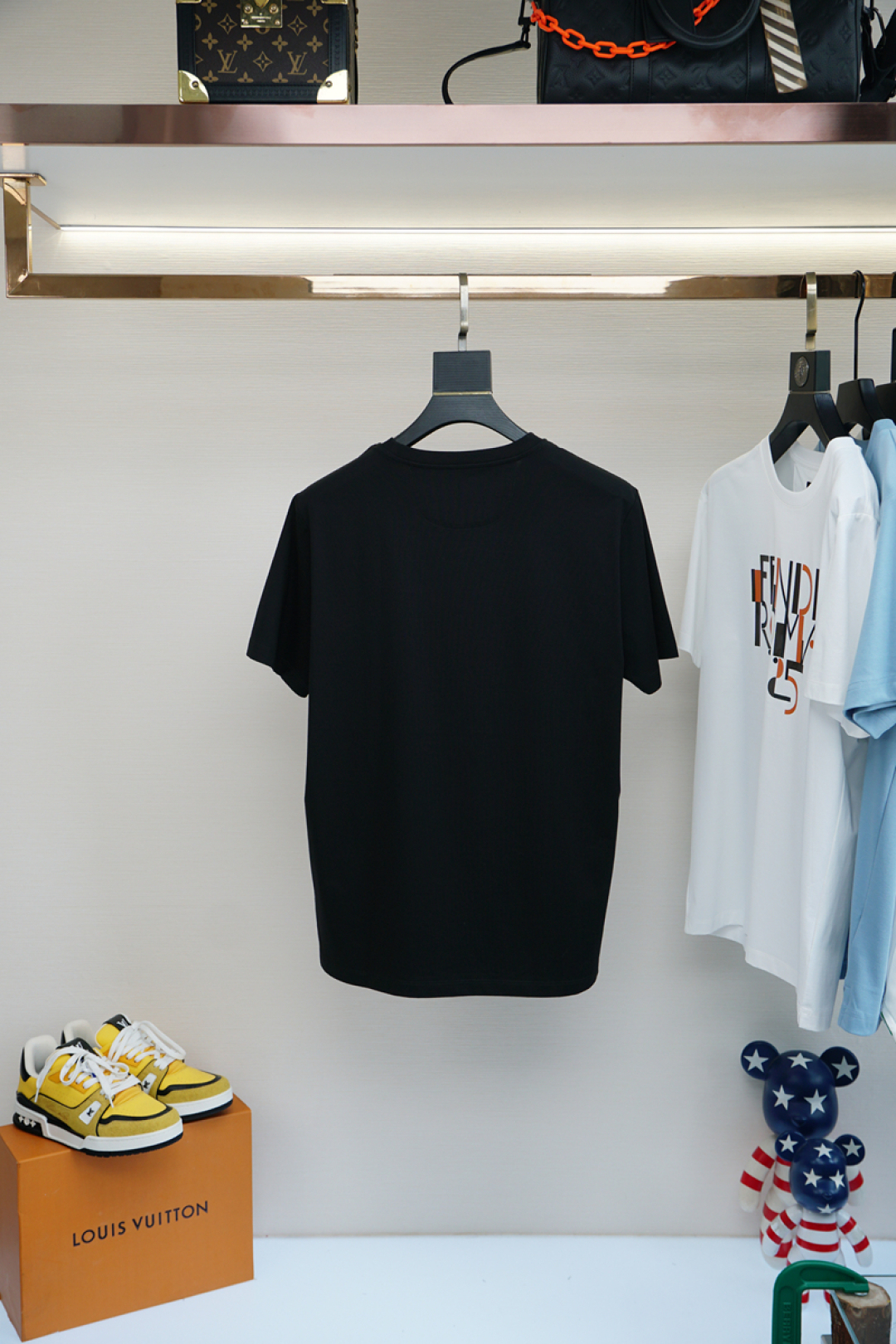 フェンディ「Fendi」2025SS フロントプレート レターロゴ プリント ショートスリーブTシャツ