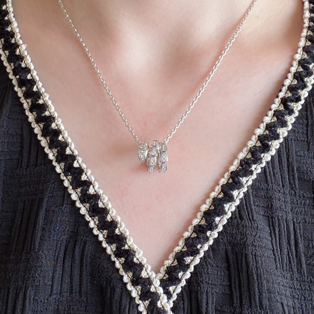 ブルガリ「Bvlgari」Serpenti Viper ダイヤモンドペンダントネックレス25mm