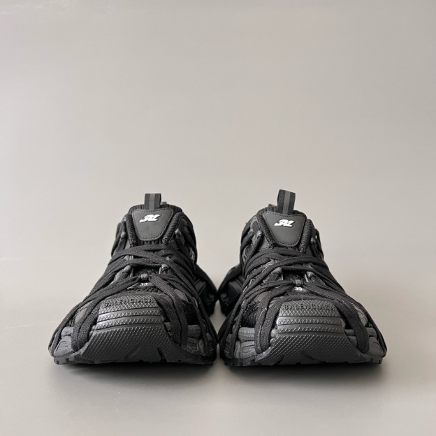 バレンシアガ「Balenciaga」Phantom Sneaker 3XL バンドデザイン ダディシューズ