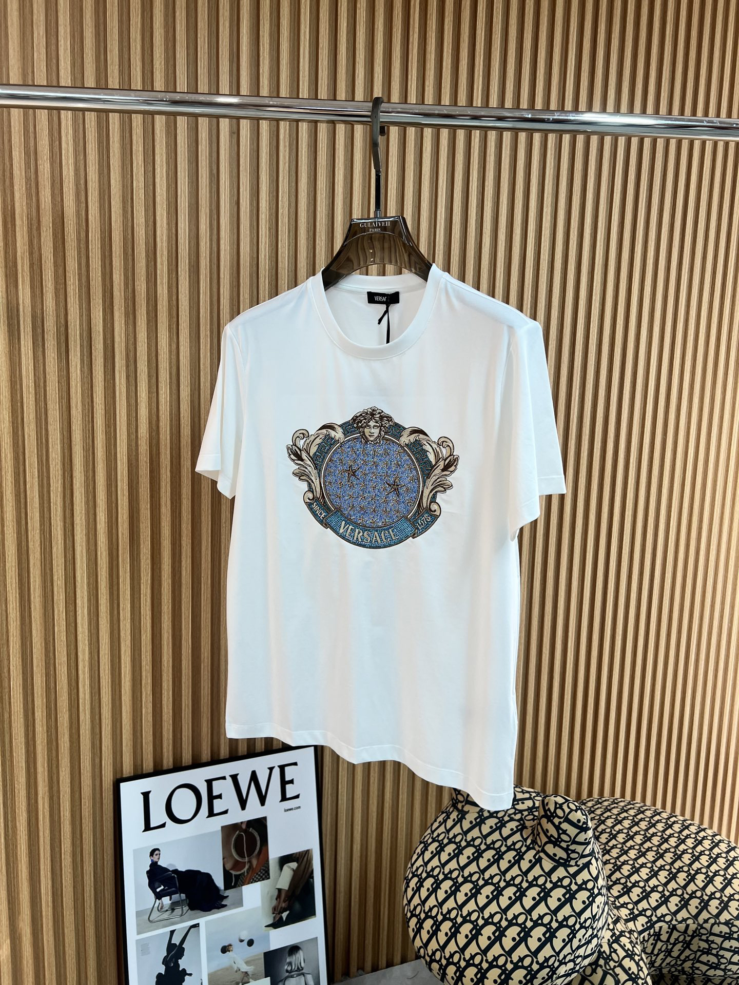 ヴェルサーチ「Versace」メドゥーサ1978 スワロフスキー刺繍Tシャツ