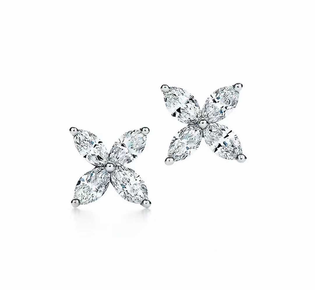 ティファニー「Tiffany & Co.」シリーズ マーキスカット フラワークラスター イヤリング