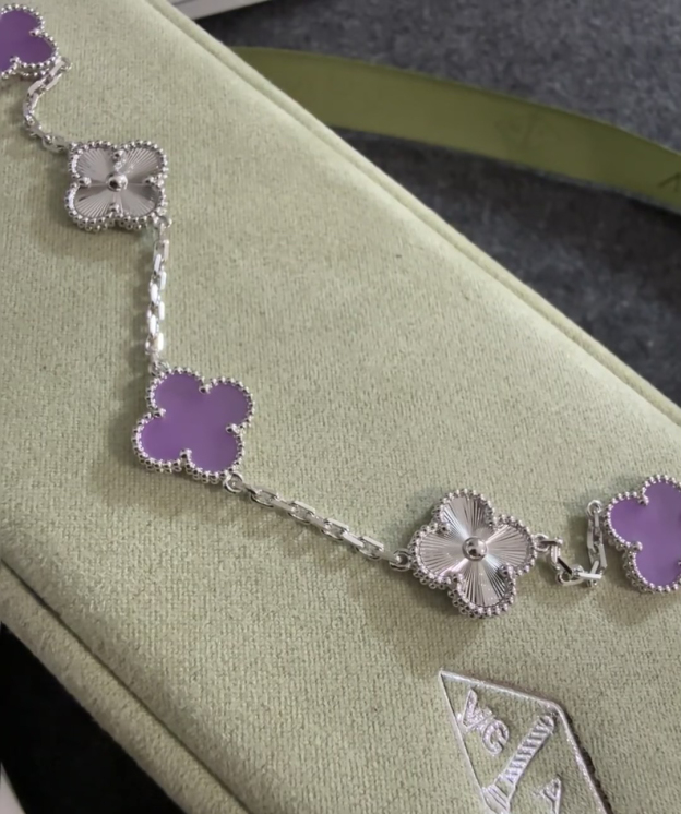 ヴァン クリーフ＆アーペル「Van Cleef & Arpels」Vintage Alhambra レーザーカット バイオレット 5モチーフ ブレスレット19.5cm