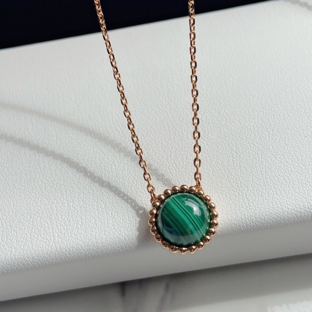 ヴァン クリーフ＆アーペル「Van Cleef & Arpels」 Perlée Couleurs ロングネックレス42cm