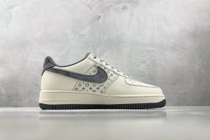ルイ・ヴィトン「Louis Vuitton」Nike Air Force 1 '07 LV8 スニーカー