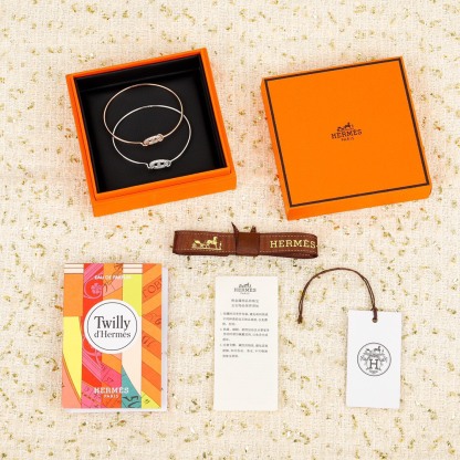 エルメス「Hermès」 Pigalle Émail & Diamond ブレスレット