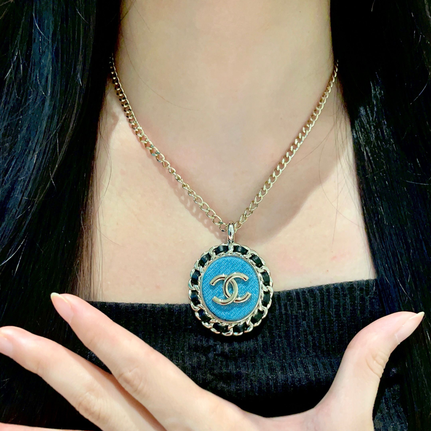 シャネル「Chanel」 デニムブルー ダブルCネックレス