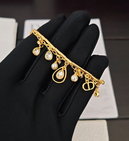 シャネル「Chanel」ドロップクリスタル ダブルチェーン ブレスレット ブレスレット