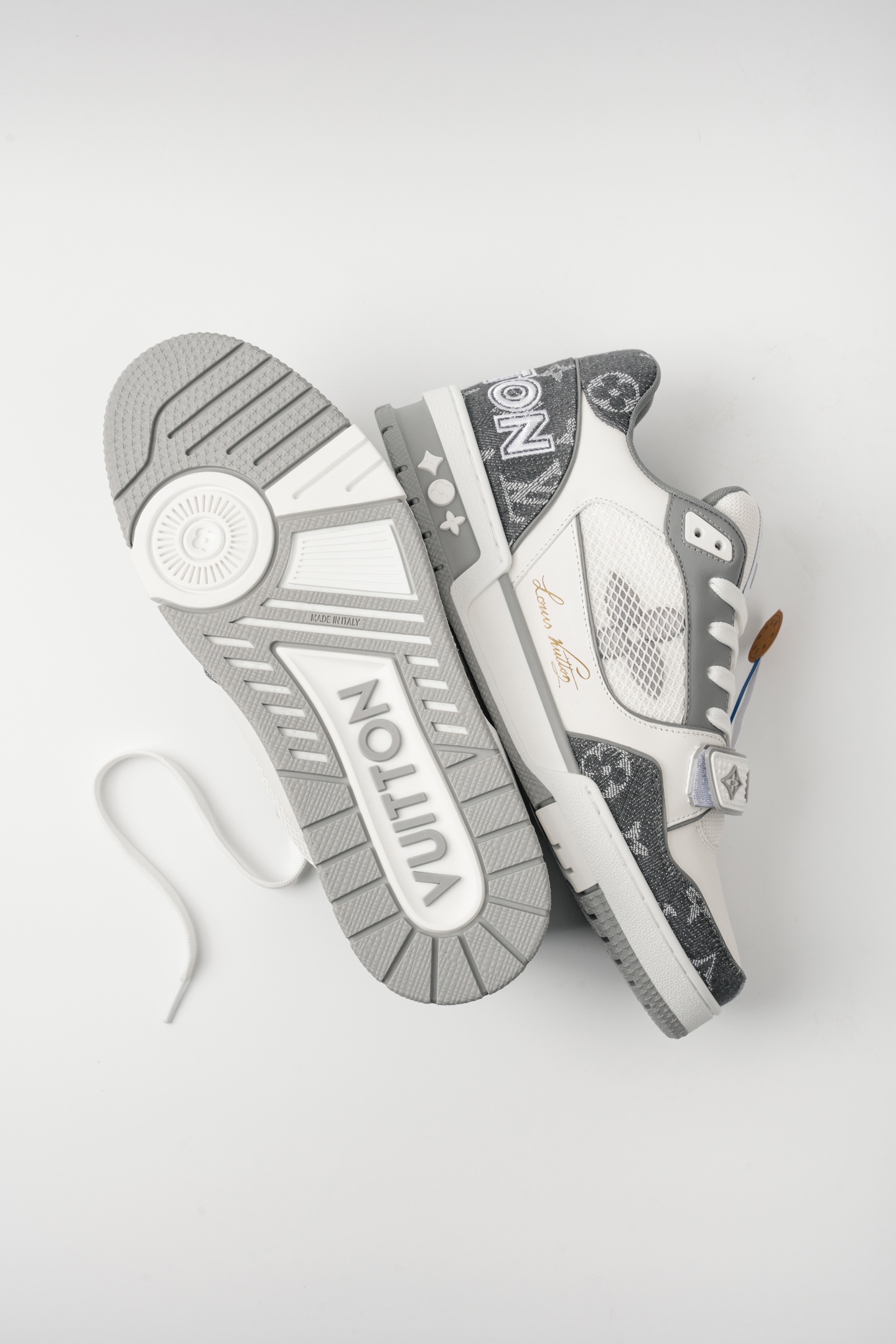 「コラボモデル」Louis Vuitton x Trainerマジックテープデビッドローカット スニーカー