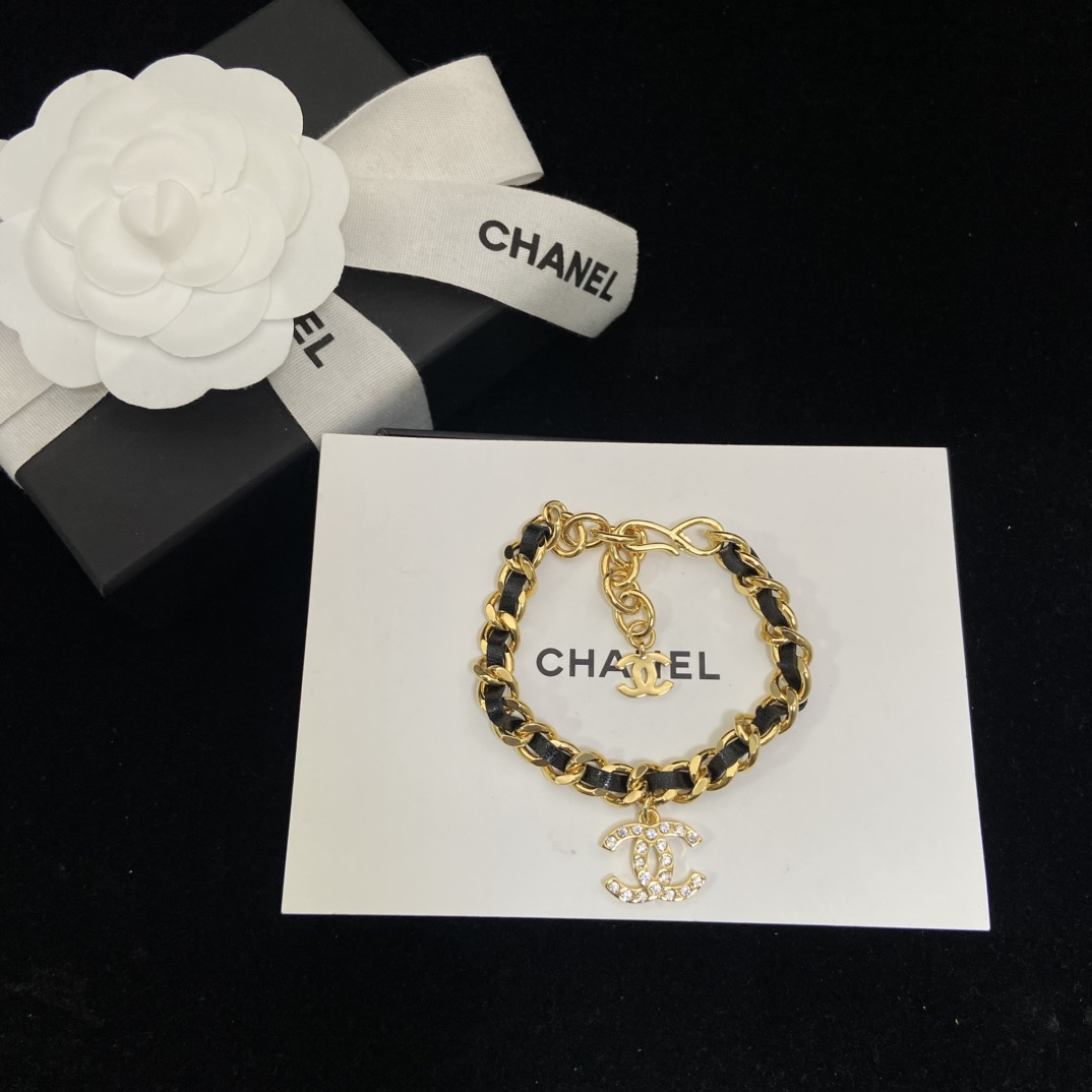 シャネル「Chanel」ラムレザー チェーンブレスレット ブレスレット