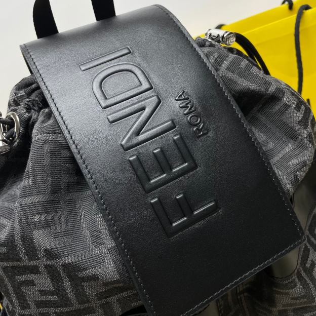 フェンディ「Fendi」 バグズ 7VZ070 バックパック