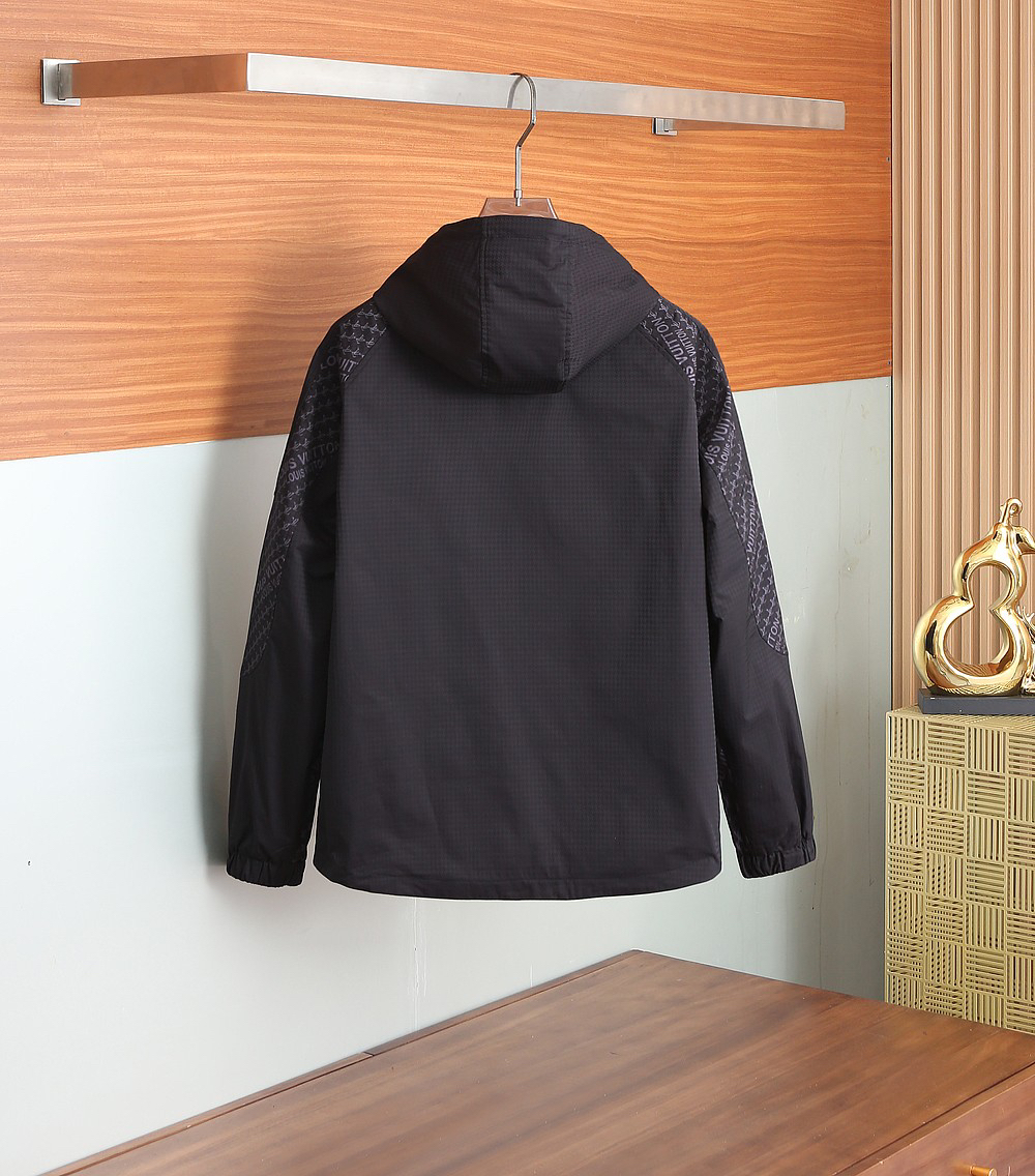 ルイ・ヴィトン「Louis Vuitton」秋冬コレクション クイルテッド ジャケット