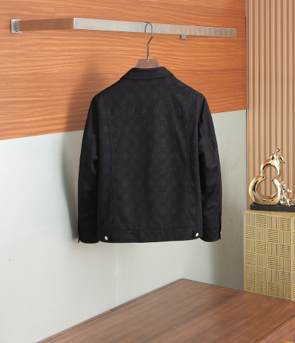 ルイ・ヴィトン「Louis Vuitton」秋冬コレクション クイルテッド ジャケット