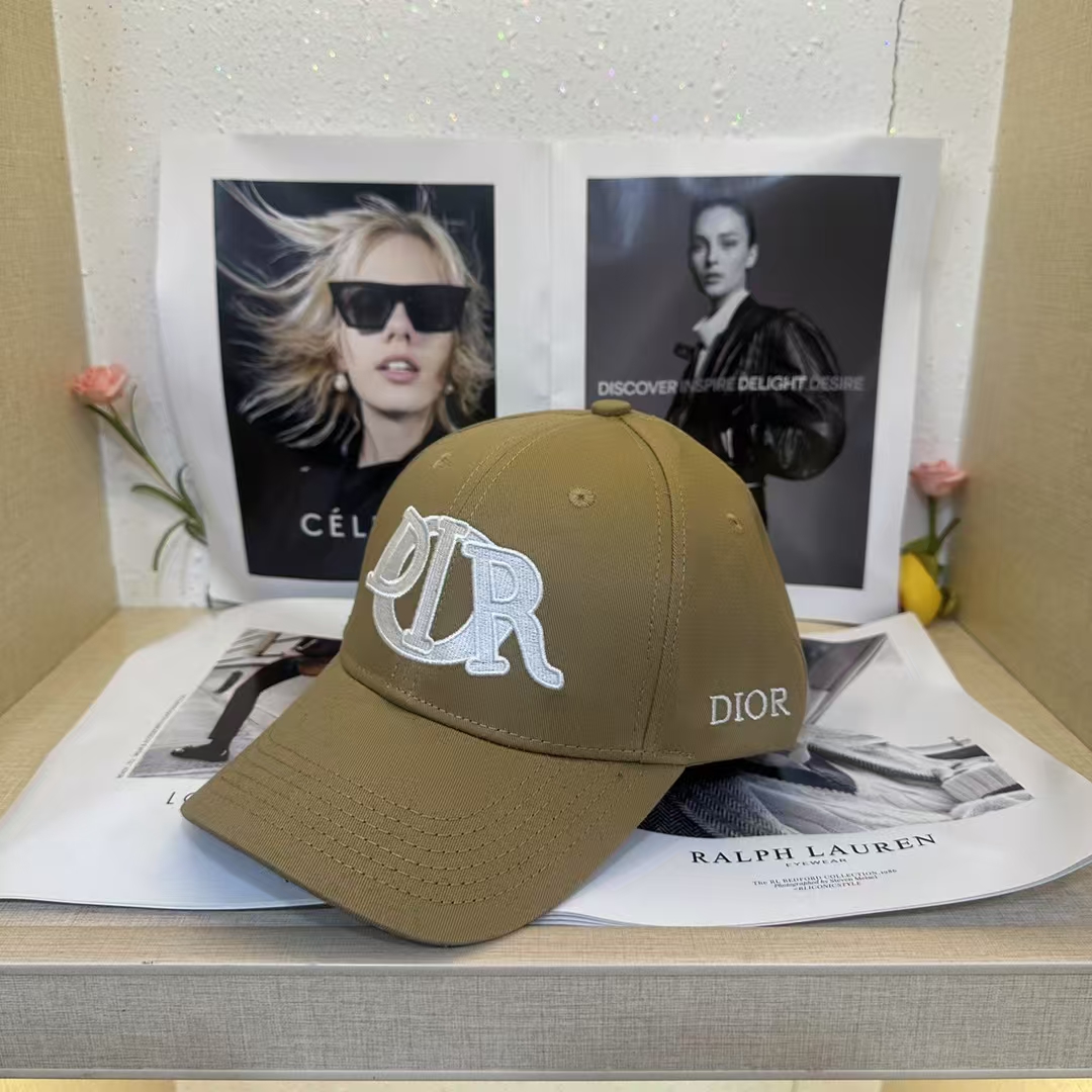 ディオール「Dior」2025 サマーコレクション ベースボールキャップ