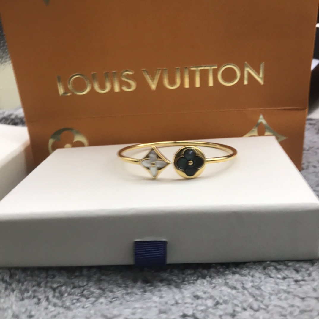 ルイ・ヴィトン「Louis Vuitton」 カラー・ブロッサム 18Kゴールド&貝ブレスレット
