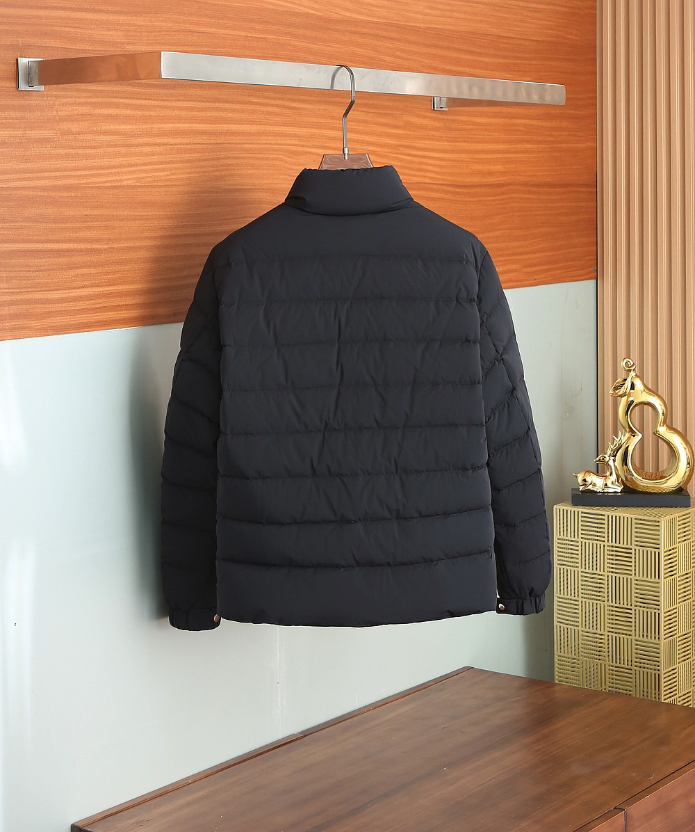 モンクレール「Moncler」秋冬 フード付きダウンジャケット