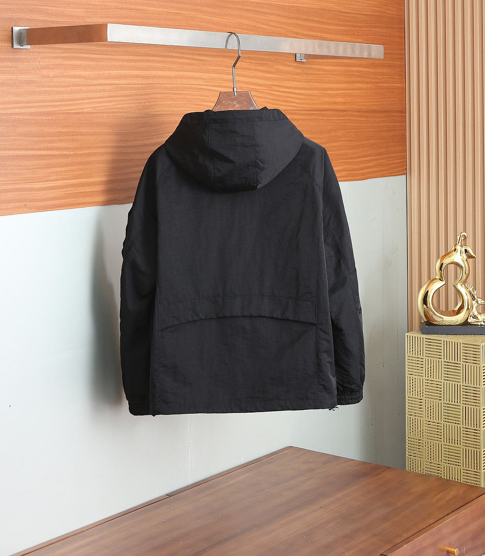 バーバリー「Burberry」秋冬 リバーシブルキルティングジャケット