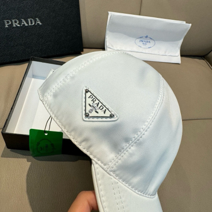 プラダ「Prada」Re-Nylon Classic Baseball Cap