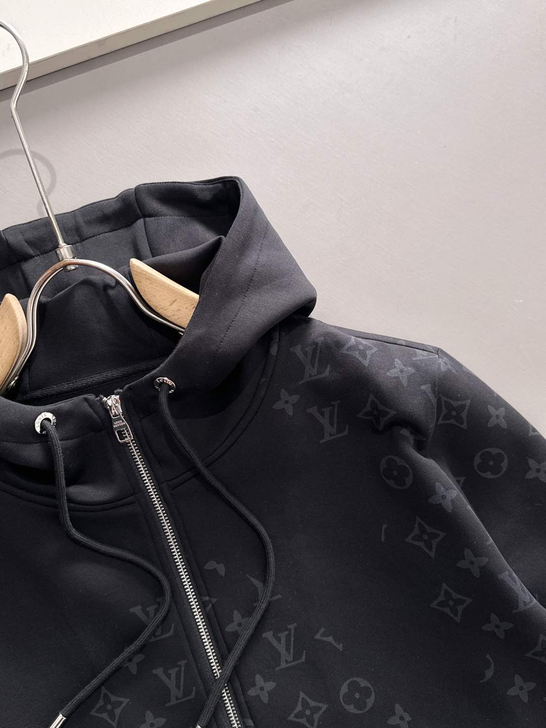 ルイ・ヴィトン「Louis Vuitton」秋コレクション ジャケット