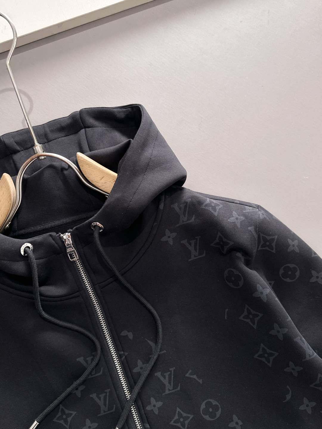 ルイ・ヴィトン「Louis Vuitton」秋コレクション ジャケット