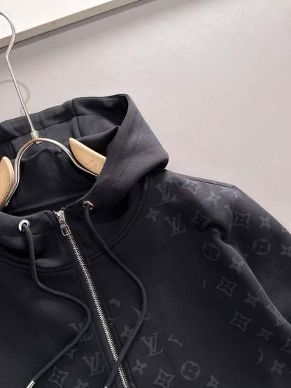 ルイ・ヴィトン「Louis Vuitton」秋コレクション ジャケット