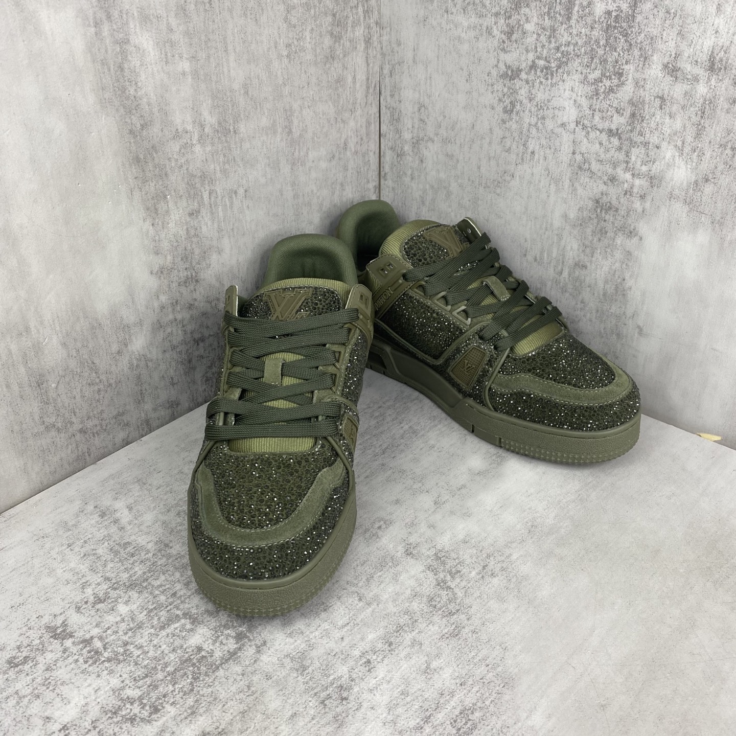 「コラボモデル」Louis Vuitton x Trainer 2025 スプリングコレクション スニーカー