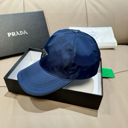 プラダ「Prada」Re-Nylon Baseball Cap