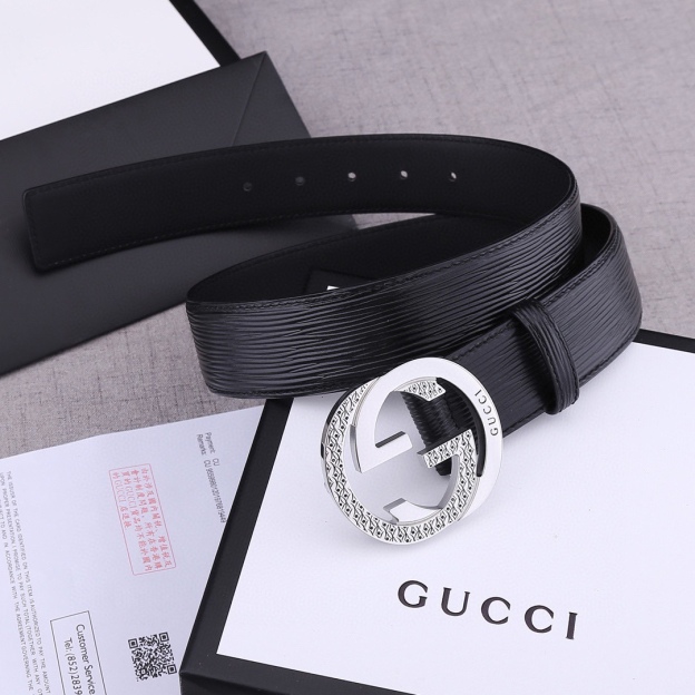 グッチ「Gucci」ウェーブレザー GGロゴ ベルト100CM