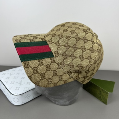 グッチ「Gucci」GGベースボールキャップ 2025コレクション