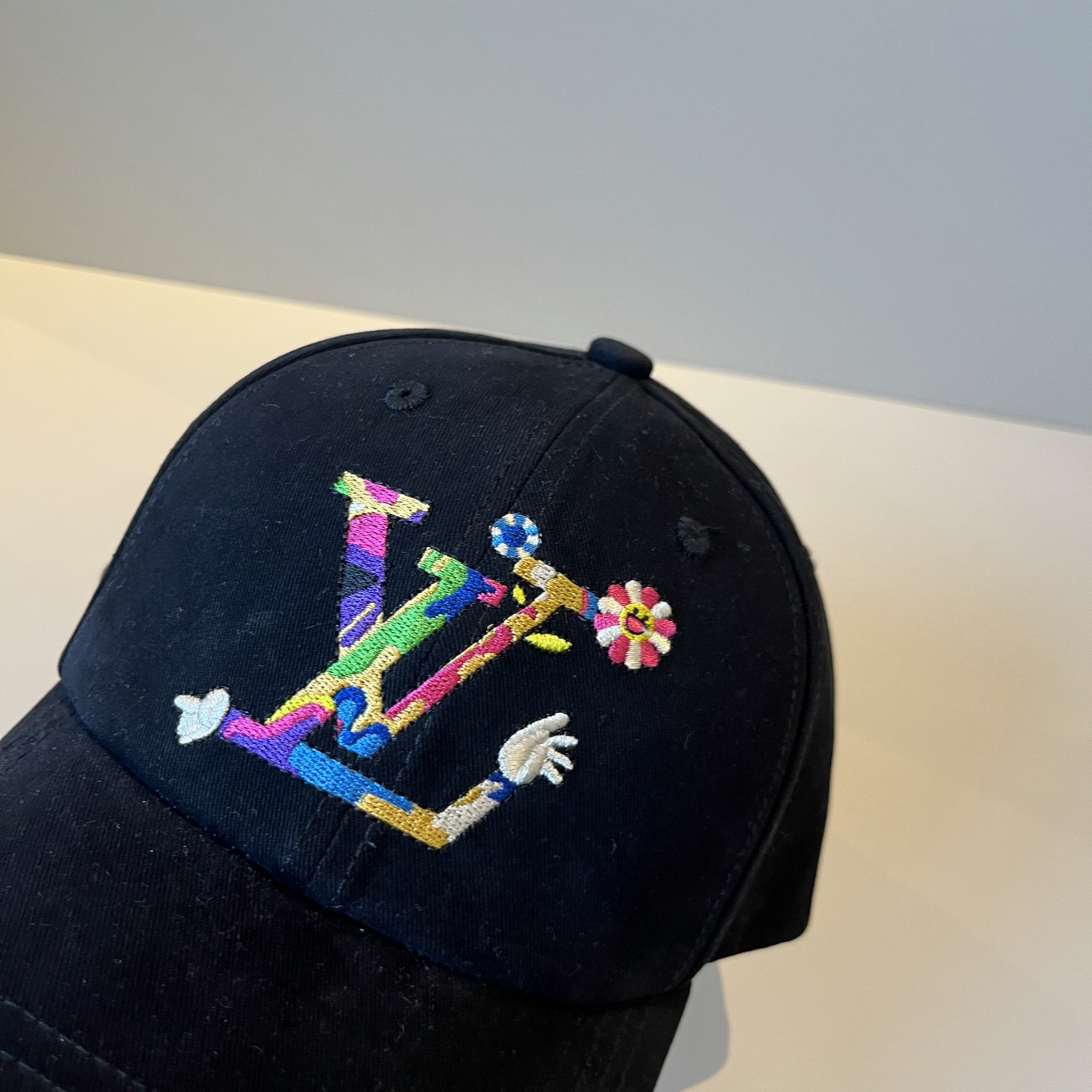 ルイ・ヴィトン「Louis Vuitton」Signature キャップ（メンズ）