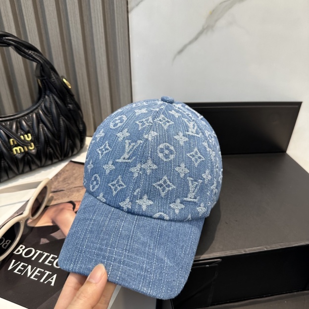 ルイ・ヴィトン「Louis Vuitton」 Signature キャップ（メンズ）