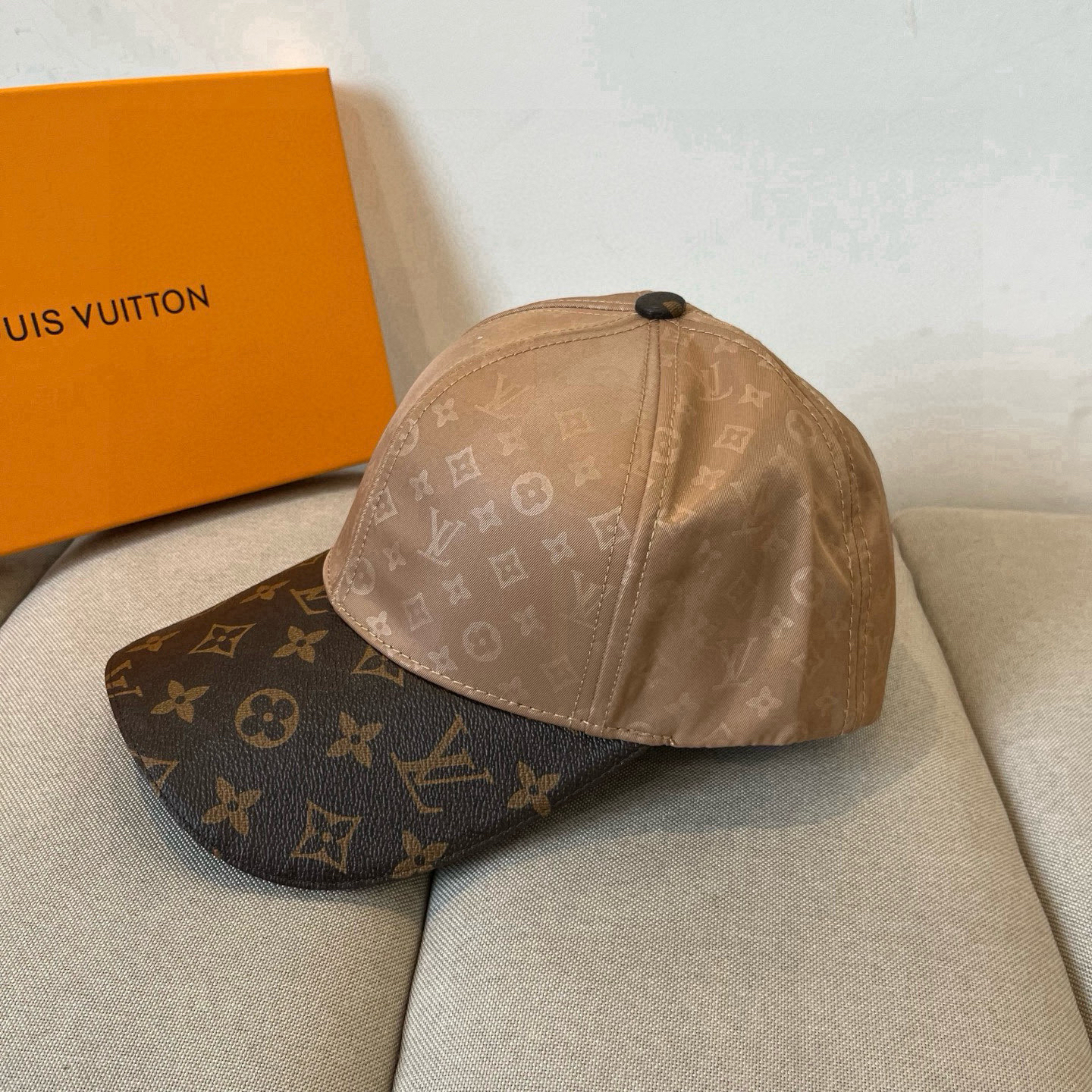ルイ・ヴィトン「Louis Vuitton」Signature ベースボールキャップ‌-ISETAN PRESTIGE CURATED