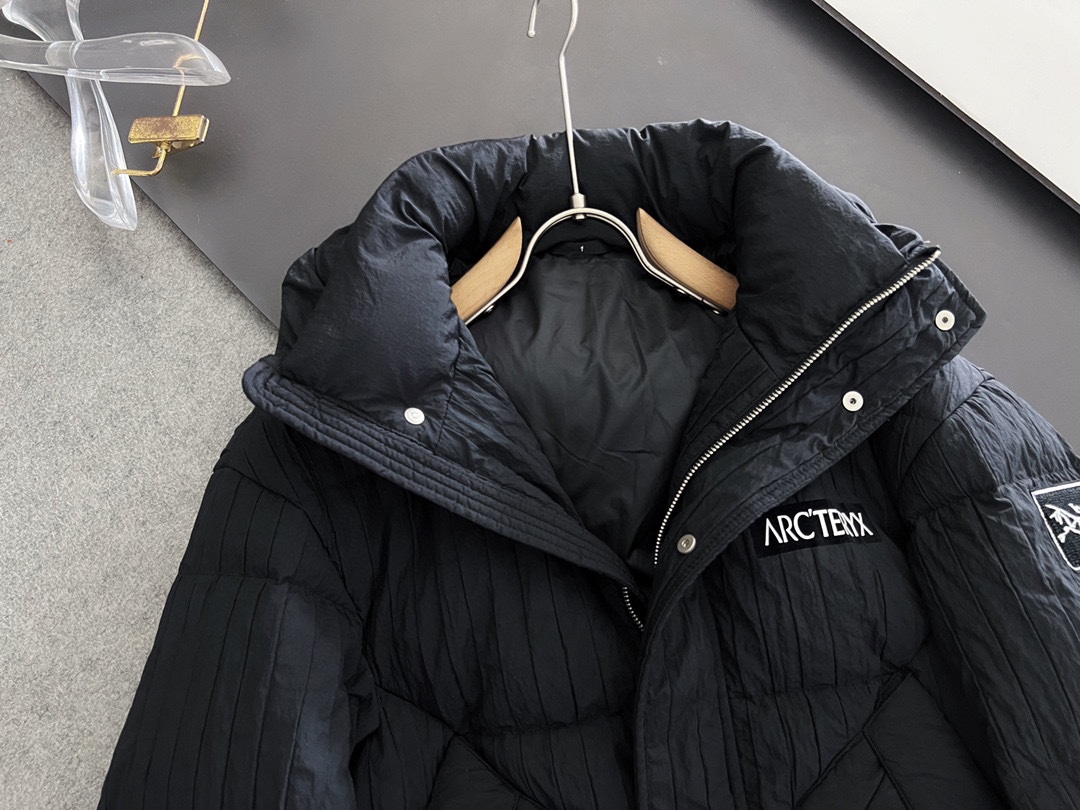 アークテリクス「ARC'TERYX」テックファイバー キルティング ダウンジャケット