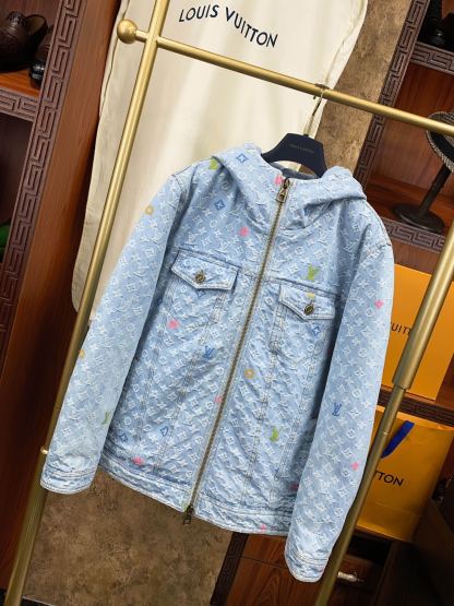 ルイ・ヴィトン「Louis Vuitton」MONOGRAM PILLOW ダウンジャケット