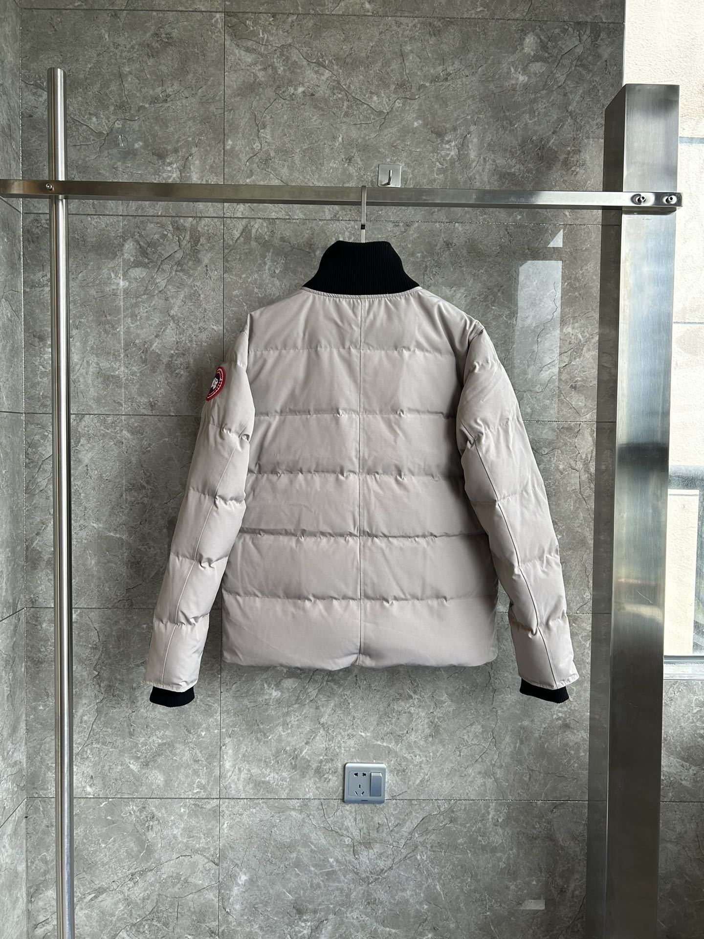 カナダグース「Canada Goose」ダウンジャケット